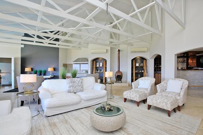 4 Bedroom Property for Sale in Bloubergstrand Western Cape